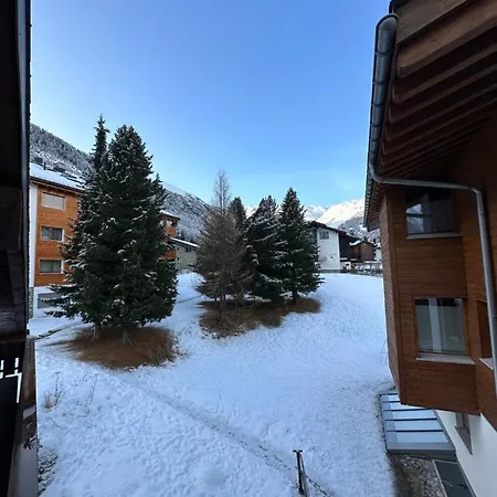 Dachwohnung Mit Charme Im Haus Luchre,